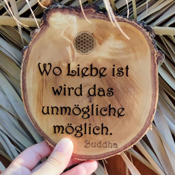 Wand oder Tischdeko Baumscheibe Birkenholz mit Liebespruch & Blume des Lebens Gravur